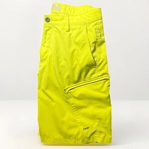 Huk Men's 32 Vibrant Yellow Fishing Cargo Shorts, Quick dry, Lightweight